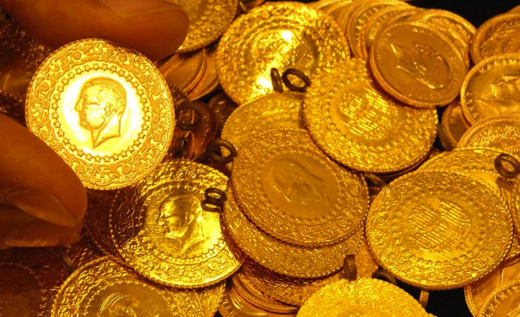 Hatice Kolçak'tan Altın Yatırımcılarına Uyarı: 'Yıl Sonu Altın Hedefi 3.500 TL "Sakin Kal, Doğru Yatır" 3